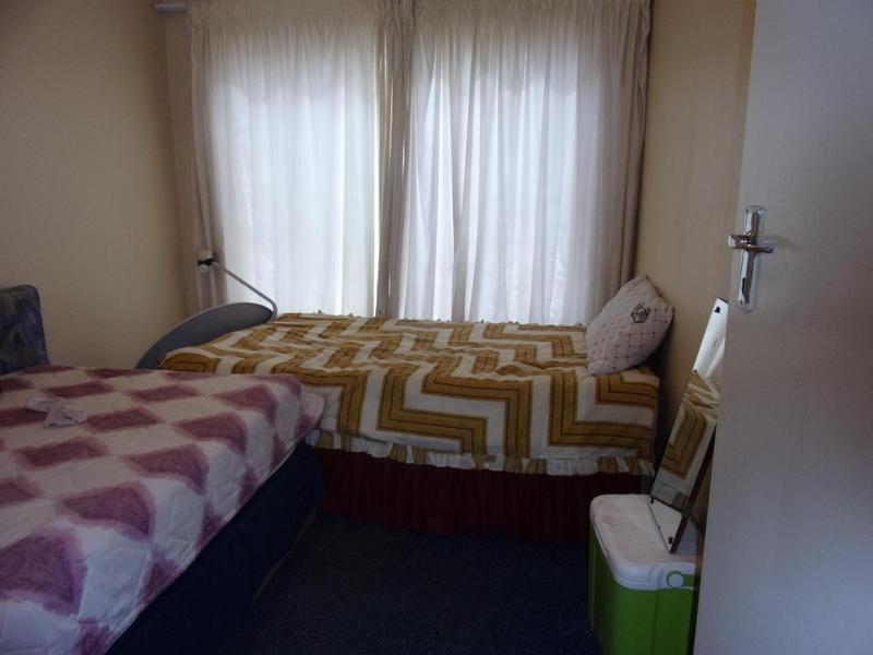 To Let 3 Bedroom Property for Rent in Madeira Park Eastern Cape